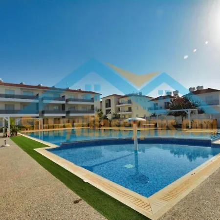 Sunnyvillas Mythical Gym Swimming Pool S21 Apartment