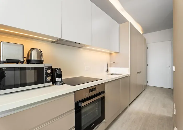 Sunnyvillas Mythical Gym Swimming Pool S21 Apartament *